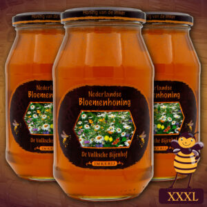 Koop een voordeelpakket Nederlandse bloemenhoning. Dit XXL pakket bestaat uit 3 potten met 1 kilo rauwe bloemenhoning.