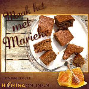 De honing kruidkoek op deze afbeelding kan je zelf maken naar de hand van het recept van Maak het met Marieke. Marieke Kwakernaak maakt recepten met honing voor dagelijks gebruik.