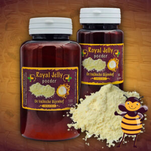 Koninginnebrij poeder is een wit-geige poeder gemaakt van gedroogde Royal Jelly. Je bestel deze Royal Jelly poeder hier dan ook met echte koninginnegelei.